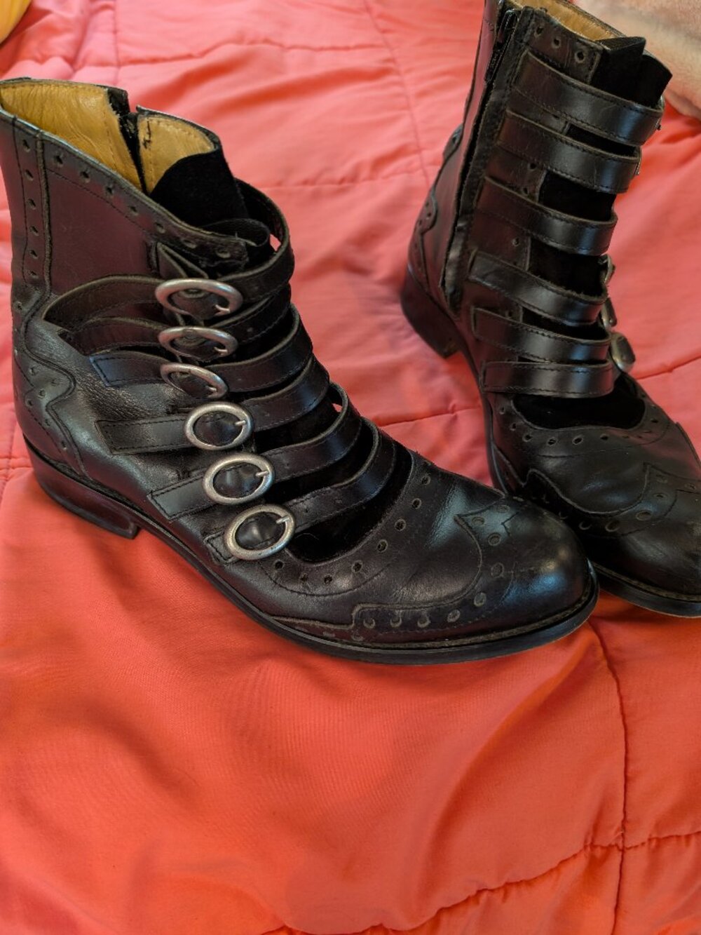 John Fluevog Adrian's Alli short boots Black